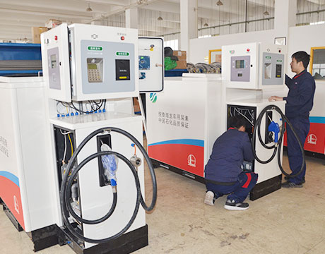 Gas / Petrol Service Stations For Sale, 590 Gas / Petrol 